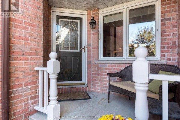 Kitchen - 5 Crossing Bridge Court, Ottawa, ON K2S1S2 Photo 4