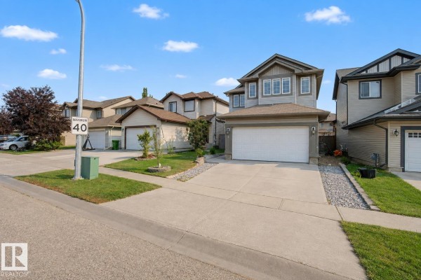 Kitchen - 5 Cypress Li, Fort Saskatchewan, AB T8L0H2 Photo 3