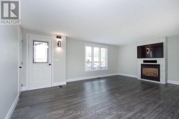Family room - 5 Driftwood Lane, Clarington, ON L1B1A5 Photo 4