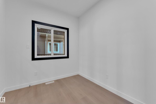 Bedroom 2 - 5 Grayson Gr, Stony Plain, AB T7Z0P3 Photo 5