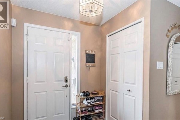 4pc Bathroom - 5 Havenwood Court, Kitchener, ON N2N2K5 Photo 3