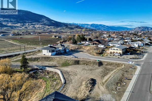 5 Hibiscus Court, Osoyoos, BC V0H1V1 Photo 4