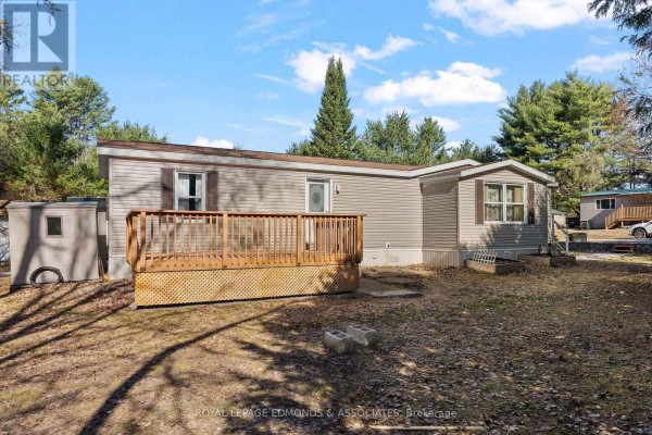 Kitchen - 5 Hunters Run Lane, Laurentian Hills, ON K0J1J0 Photo 5