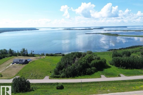 5 Islandview Road Lac La Biche Lake, Rural Lac La Biche County, AB, photo 2