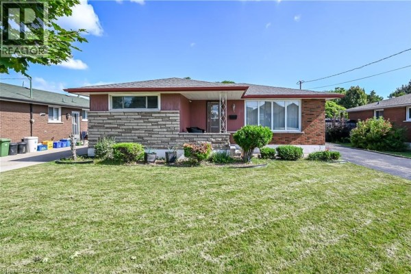 5 Kentley Drive, Hamilton, ON, photo 3