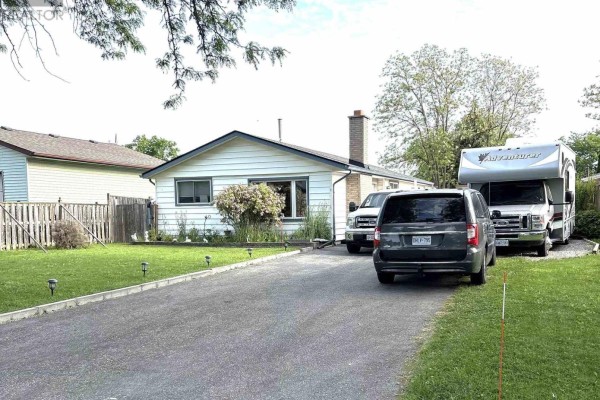 5 Lanark Crescent, St  Catharines, ON, photo 2