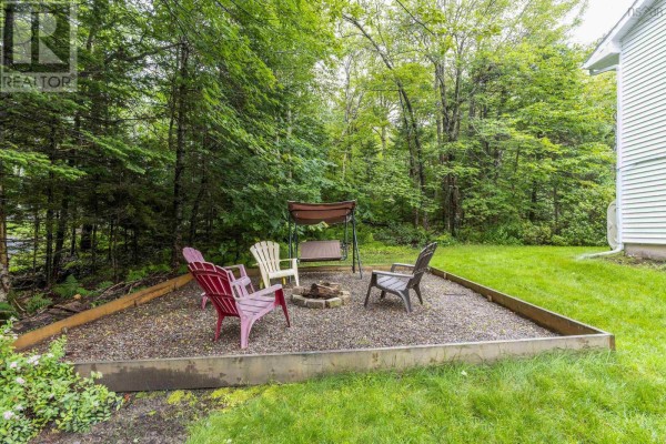 Den - 5 Lisa Court Court, Hammonds Plains, NS B4B1K4 Photo 4