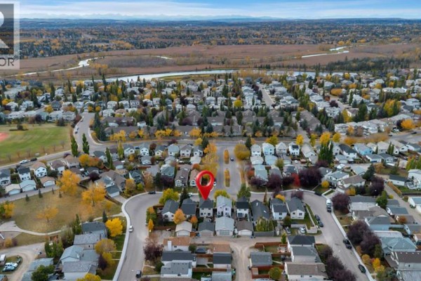 2pc Bathroom - 5 Mt Aberdeen Circle Se, Calgary, AB T2Z3G9 Photo 4