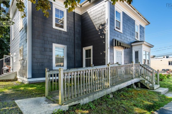 5 Parade Street, Yarmouth, NS, photo 3