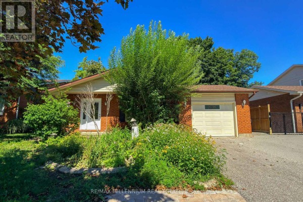 5 Pepler Place, Barrie, ON L4N5E3 Photo 2