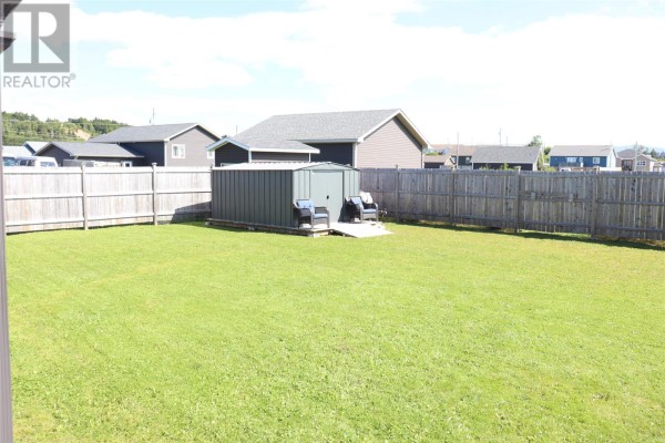 Games room - 5 Pieroway Drive, Stephenville, NL A2N0E6 Photo 4