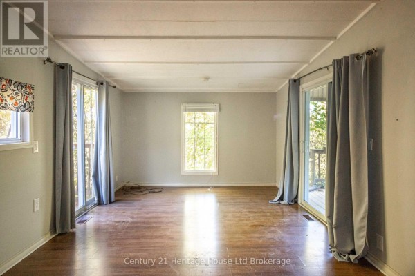 Primary Bedroom - 5 Quail - 596101 59 Highway, East Zorra Tavistock, ON N4S7W1 Photo 3