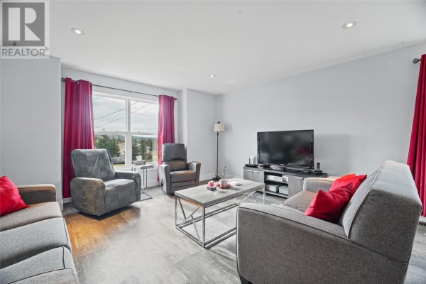 Bath (# pieces 1-6) - 5 Red Cliff Road, Logy Bay, NL A1K3G2 Photo 4