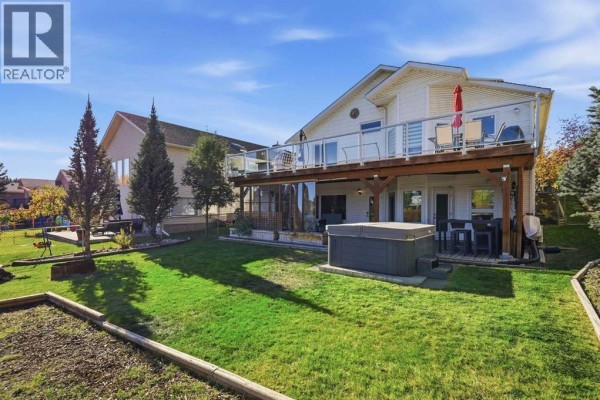 Residential for sale at 5 Riverview Court, Cochrane, AB - MLS® QKwYaz