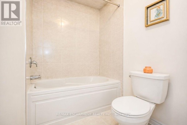 5 Sleeth Street, Brantford, ON, photo 3