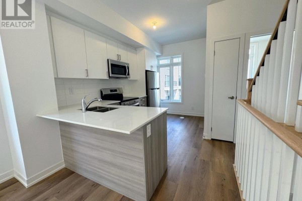 Primary Bedroom - 5 Spruce Pines Crescent, Toronto, ON M4A0A9 Photo 5