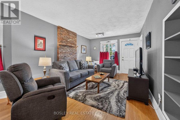 Bedroom 2 - 5 Stuart Avenue, St  Catharines, ON L2R1M5 Photo 4