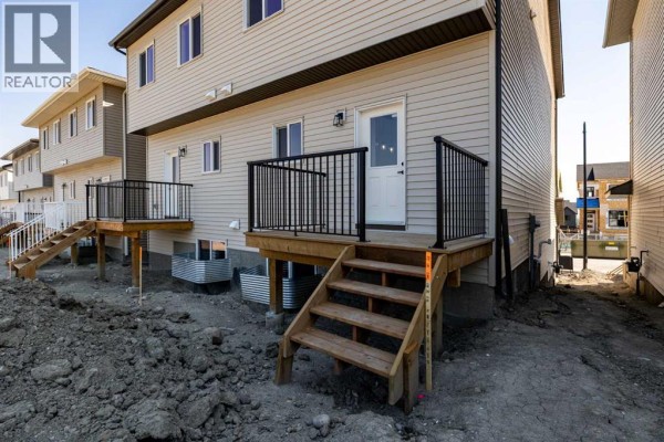 5 Tillotson Loop, Okotoks, AB, photo 2