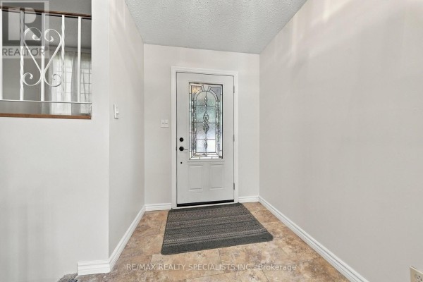 Bedroom 2 - 5 Van Alstine Drive, Quinte West, ON K8V6K4 Photo 5