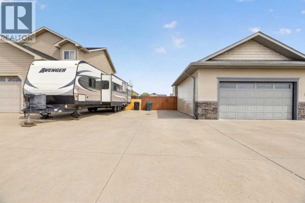 5 Vera Close, Olds, AB, photo 3