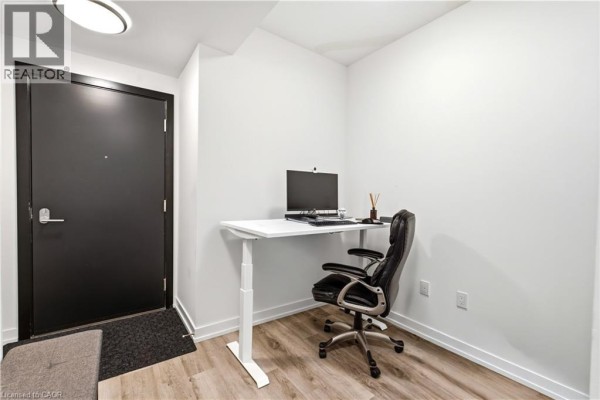 Den - 5 Wellington Street S Unit# 1011, Kitchener, ON N2G0E3 Photo 5