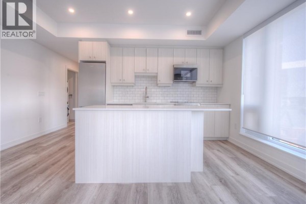 5 Wellington Street S Unit# 402, Kitchener