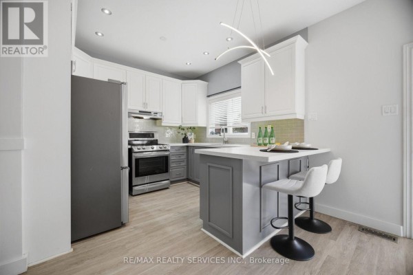 5 Westhampton Way, Hamilton, ON, photo 2