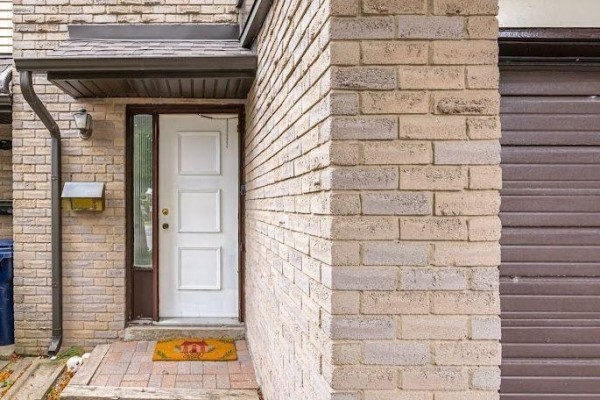 Kitchen - 50 - 1131 Sandhurst Circle, Toronto, ON M1V1V5 Photo 2