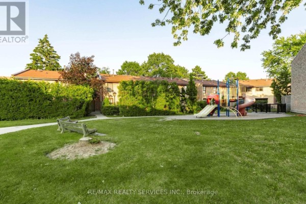 50 - 2605 Woodchester Drive, Mississauga, ON, photo 3