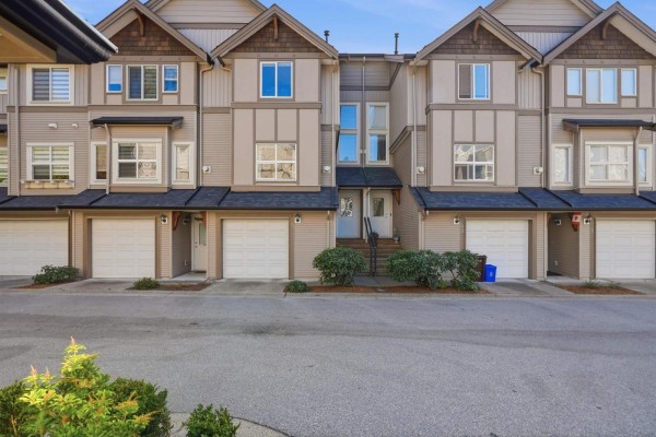 50 12677 63 Avenue, Surrey, BC V3X3T3 Photo 2