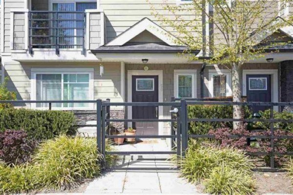 50 14285 64 Avenue, Surrey, BC V3W1Z2 Photo 2