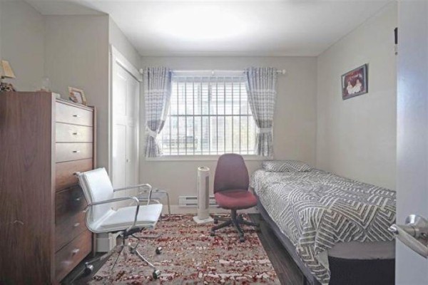 50 14285 64 Avenue, Surrey, BC V3W1Z2 Photo 4