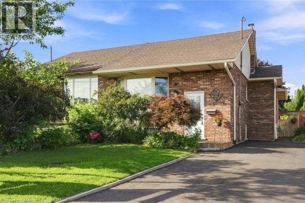 50 Adis Avenue, Hamilton, ON, photo 2