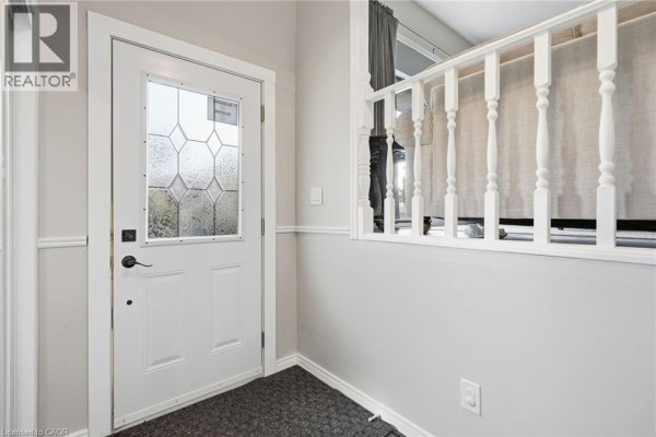 3pc Bathroom - 50 Adis Avenue, Hamilton, ON L9C6V3 Photo 4