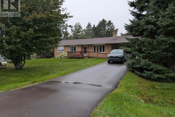 Bath (# pieces 1-6) - 50 Aintree Drive, Stratford, PE C1B1L8 Photo 5