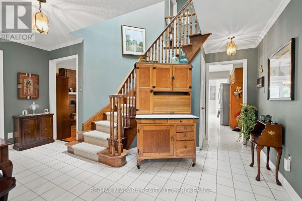 50 Barbican Trail, St  Catharines, ON, photo 3
