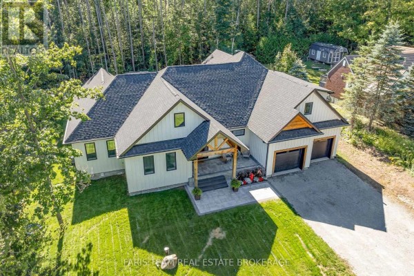 50 Beaufort Crescent, Tiny, ON, photo 2