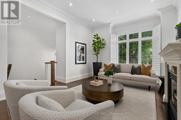 Family room - 50 Bowood Avenue, Toronto, ON M4N1Y4 Photo 5