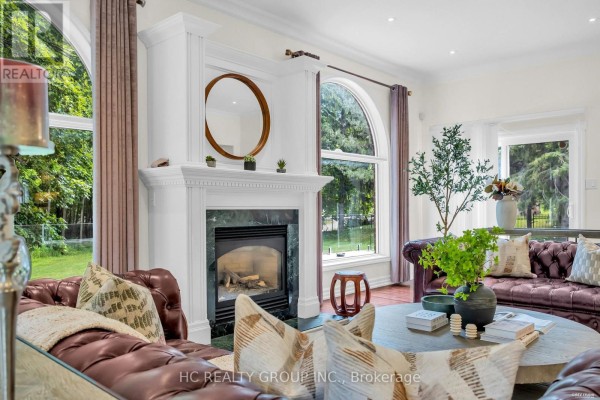 Family room - 50 Boynton Circle, Markham, ON L6C1A8 Photo 5