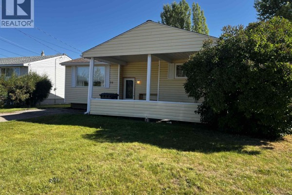 50 Chowsunket Street, Fraser Lake, BC, photo 2