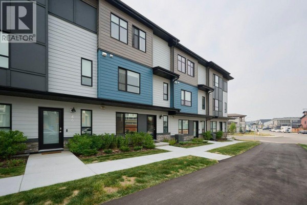 Den - 50 Cranbrook Gardens Se, Calgary, AB T3M3N9 Photo 3
