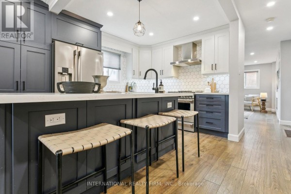 50 Denison Avenue, Toronto, ON, photo 2