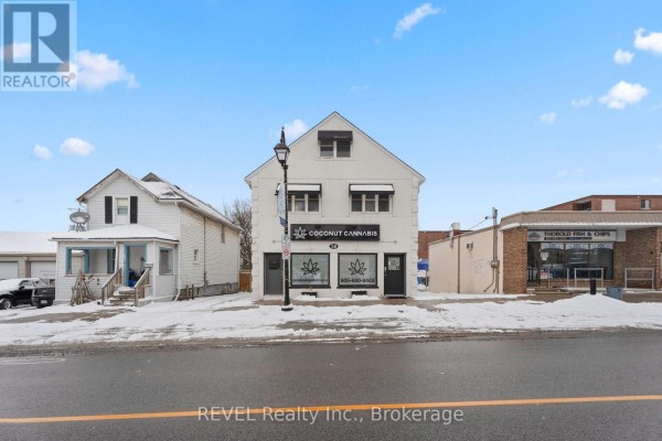 50 Front Street N, Thorold, ON, photo 2