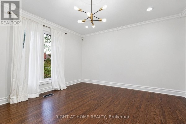 Dining room - 50 Gardenvale Road, Toronto, ON M8Z4C3 Photo 4