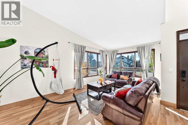 Laundry room - 50 Hawkbury Close Nw, Calgary, AB T3G3N2 Photo 5