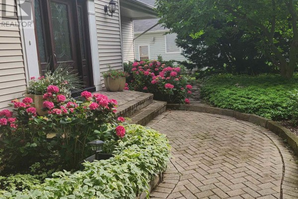 50 Henley Drive, St  Catharines, ON, photo 2