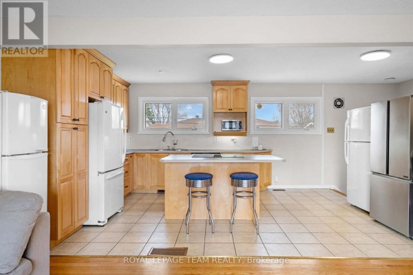 Utility room - 50 Hilliard Avenue, Ottawa, ON K2E6C1 Photo 5