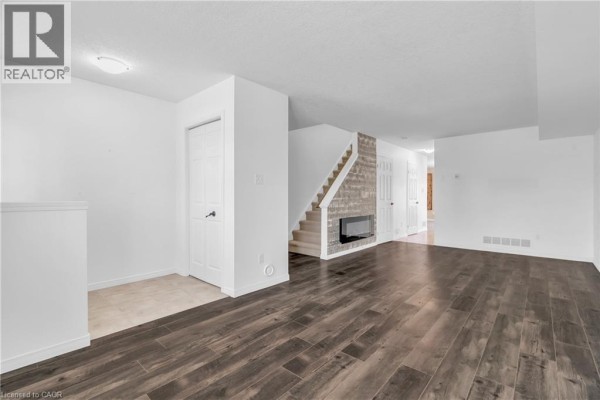 50 Howe Drive Unit# 19b, Kitchener, ON, photo 3