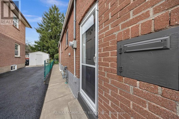Kitchen - 50 Joanith Drive, Toronto, ON M4B1S7 Photo 2