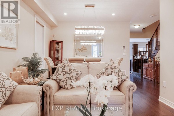 Bedroom - 50 Kempsford Crescent, Brampton, ON L7A4M5 Photo 4
